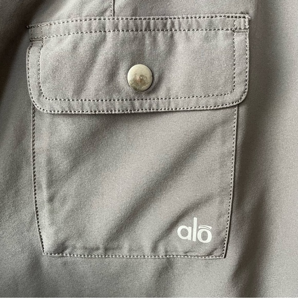 Women's ALO Capri Pants - Picture 4 of 6